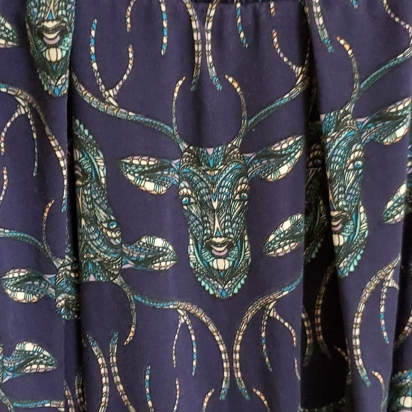 Sz. Medium LuLaRoe Skirt With Pockets - Picture 2 of 3